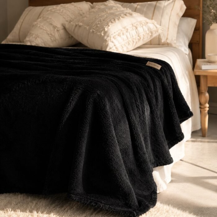 manta_plush_teddy_negro_2_12 manta_plush_teddy_negro_2_12